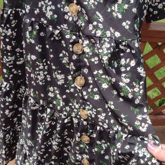 Shein Curve Vcay Black and White Floral Print Ruffle Hem Dress Size 0XL - Picture 3 of 13